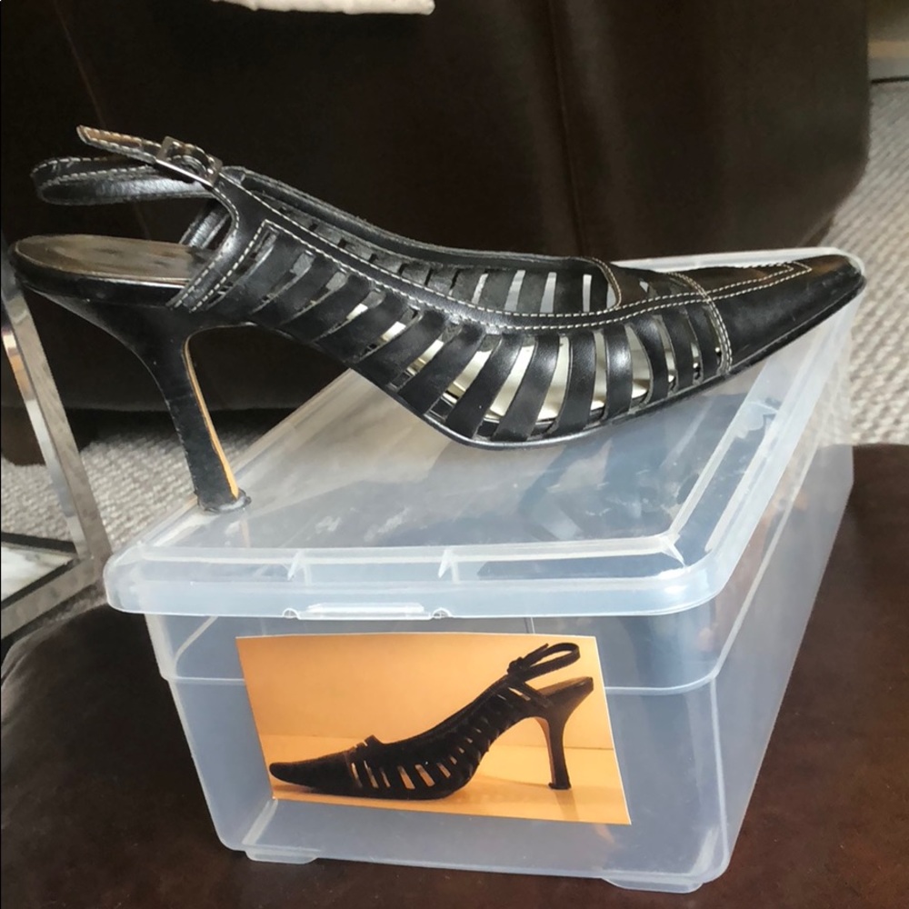 Nine West black leather slingback